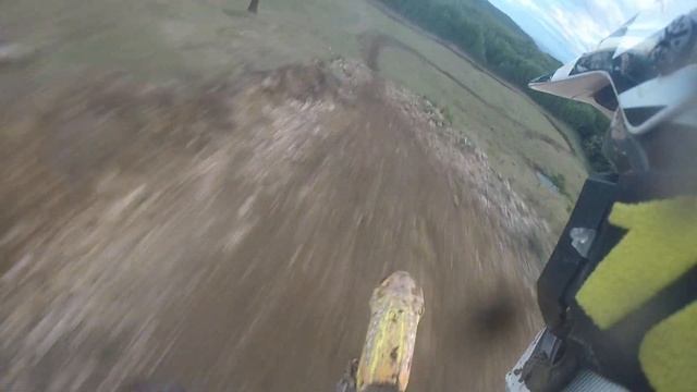 Acelerando na pista pós chuva - RMX 250 2t pt2 смотреть онлайн