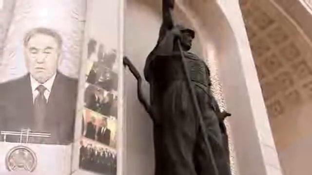 Национальная Идея Казахов Мәңгілік Ел Абая стала демократией Назарбаева - Міндет,Абырой,Ерлік! смотреть онлайн