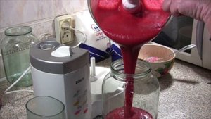 Малина перетертая с сахаром. Быстрый рецепт.