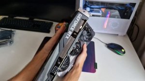 ASUS TUF 3060 12GB OC vs GIGABYTE GAMING 12GB OC в FurMark спустя 5 минут (из Китая оптом)
