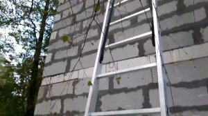 Как закрепить лестницу для того чтобы ....