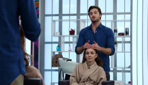 Перезагрузка: Как подобрать причёску для высокого лба