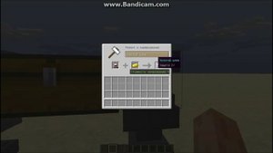 Как чинить броню в наковальне в Minecraft.