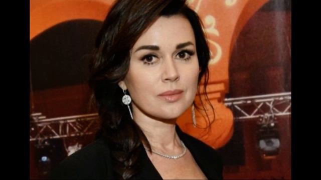 Около палаты, в которой лежит Анастасия Заворотнюк выставили круглосуточную охрану смотреть онлайн