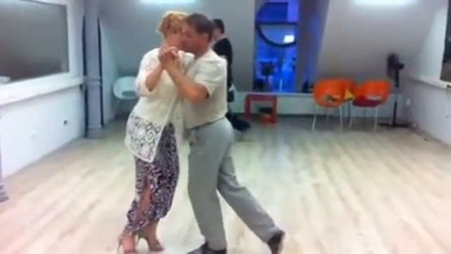 Аргентинское танго. Хиро и очо кортадо. Ученики EdissaDNIta