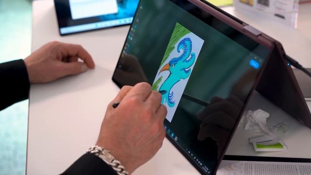 SAMSUNG va A POR TODAS!! Galaxy Book2 Pro смотреть онлайн