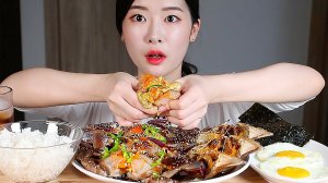 60 яиц! Гигантский свернутый омлет - корейская уличная еда