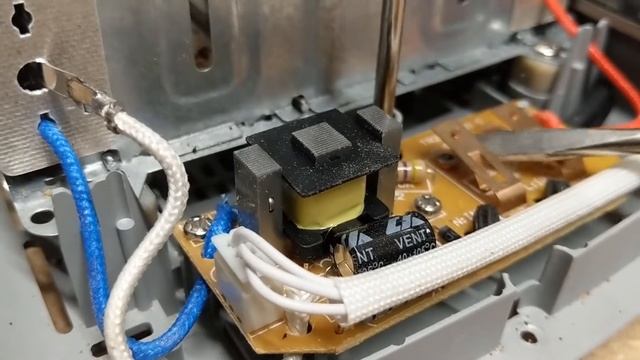 Toaster Repair смотреть онлайн