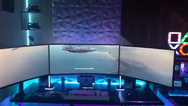 Microsoft Flight Simulator 2020 across 3 monitors смотреть онлайн