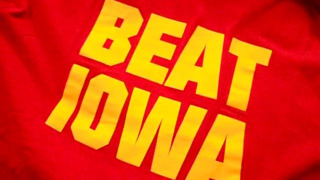 Beat Iowa Past Tense! смотреть онлайн