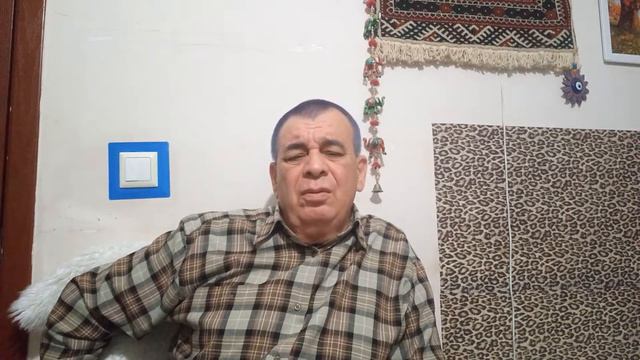 ТЕМ КОМУ НЕ НРАВИТСЯ МОИ РОЛИКИ И ПИШУТ КОММЕНТАРИИ О ТОМ ЧТО Я ЗАВИСТЛИВЫЙ СТАРИК ! смотреть онлайн