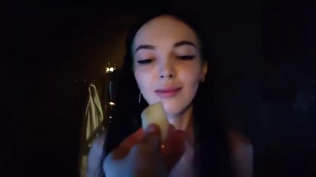 разделась на стриме смотреть онлайн