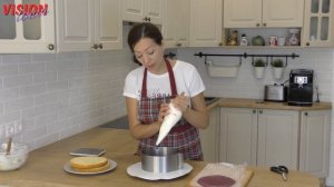 Торт с вишней. Бисквит . Крем с маскарпоне. Как сделать полоски из крема на торте.