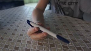 как научиться крутить ручку вокруг большого пальца