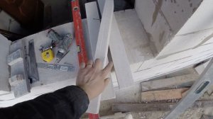УСТАНОВКА ЧЕТВЕРТИ в ДОМе из ГАЗОБЕТОНА / ДОМ СВОИМИ РУКАМИ / quarter in the window