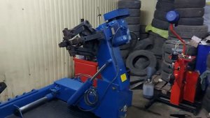 Грузовой шиномонтажный станок