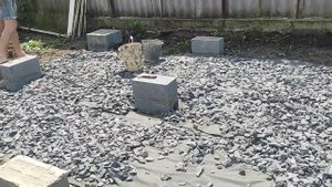Бытовка, подложка геотекстилем и подсыпка щебнем ч.4