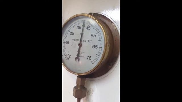 Steam tug Robert vacuum meter dead slow смотреть онлайн