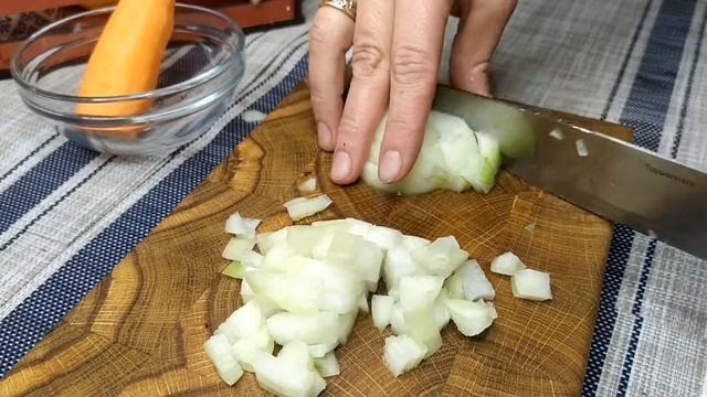 Пшеничная каша с мясом и грибами в медленноварке