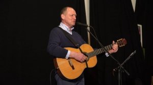 Почему ж ты мне не встретилась? - Исполняет Валерий Чечет Париж 8.04.2017