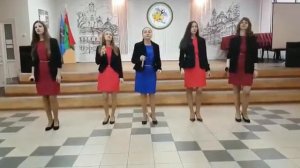 Вокальный ансамбль " Лира", 26 лет и старше,  военно-патриотическая песня,  Военное попурри.