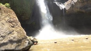 Путешествие по о.Бали (водопады Tegenungan Waterfall и Air Terjun Kuning) ч.1