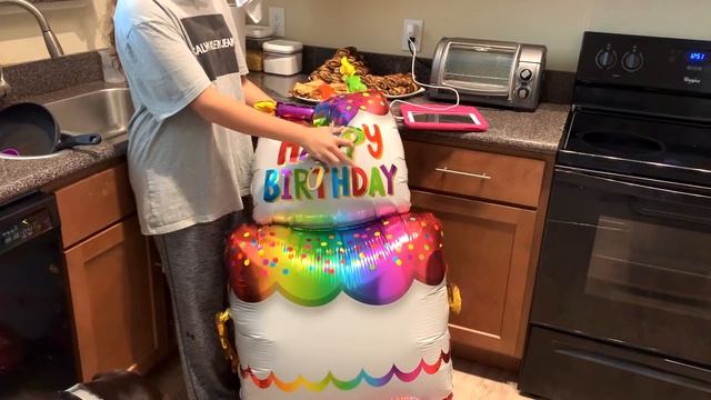 США Влог Много блинов Уборка и Расхламление Большая семья в США Big big family in the USA Vlog смотреть онлайн