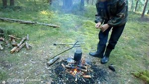 ПОЛЕВАЯ КУХНЯ | БУШКРАФТ- ГОТОВИМ В ЛЕСУ ( СУП ДАЧНЫЙ КУРИНЫЙ )