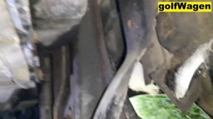 VW Touareg oil pressure switch location