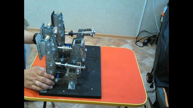?Как я делал педали / DIY Sim Racing Pedals///Самодельные педали для автосимуляторов/Первая часть смотреть онлайн