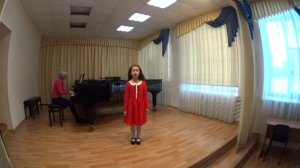 Фадеева Алина,МБОУДО ДШИ №50, 2 класс "Листопад",муз.Т.Потапенко, сл.Н.Найдёновой