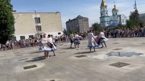 Сегодня в сквере им. Л.Г. Гатова состоялось торжественное мероприятие, приуроченное к празднованию Д