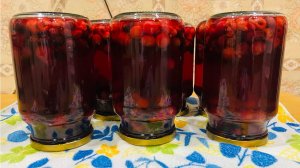 КОНСЕРВАЦИЯ. Компот из крыжовника, смородины, малины. В литровых банках.