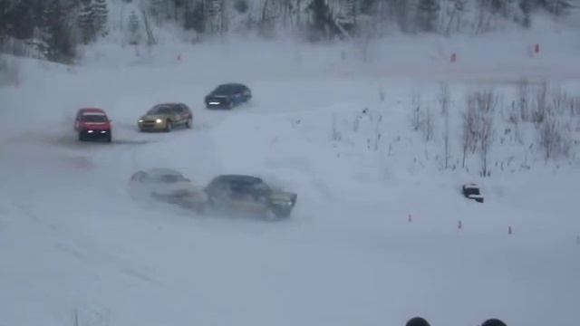 Чемпионат по ледовым гонкам в Санниково 08.02.2015 смотреть онлайн