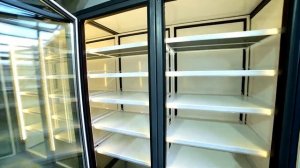 Холодильный шкаф BERK на 4 секции с прозрачными створками с моноблоком разборно-доборный ОБЗОР