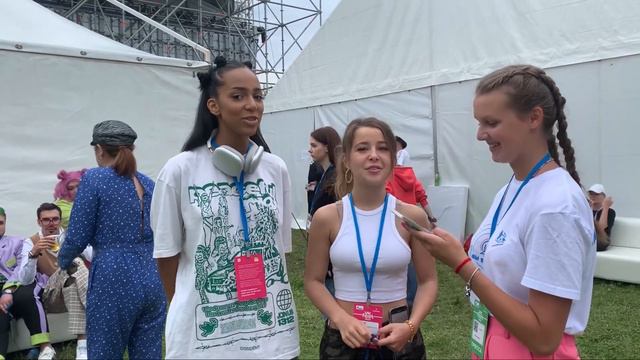 BLOGGERS TALK: ALISHA & ALIYA смотреть онлайн