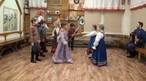 Ф.а. "Горница". "Коляда", д. Мимино Ленинградской обл. 2. Перепляс под русского. Вологодская обл.