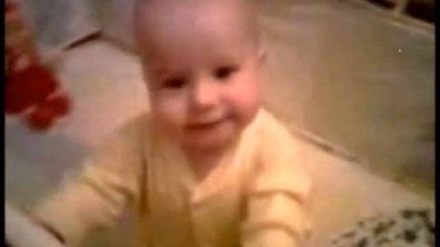 В каждом маленьком ребенке... смотреть онлайн