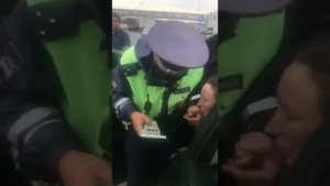 Мкад.Погоня.ДТп. Пьный женщин за рулем.