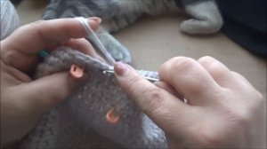 Как связать простую мужскую кепку крючком?