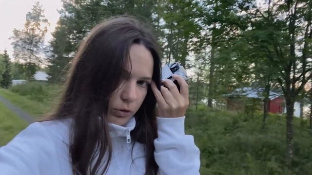 Сбор клубники | Работа в Финляндии на ферме | Сколько заработать на клубнике в Финляндии смотреть онлайн