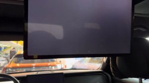 Polar stone 01 видео на экранах