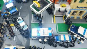 SWAT-RIOT POLICE CLASH WITH PROTESTERS IN LEGO CITY (Cinematic Stop Motion Animation)