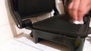 Как отмыть гриль от нагара и жира