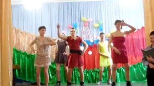 Танцуй пока молодая, девочка Рая