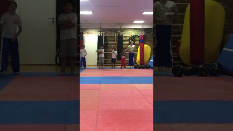 Кикбоксинг тренировки #taekwondo #kick #karate #mma #fighter #boxing #muaythai #kickboxing