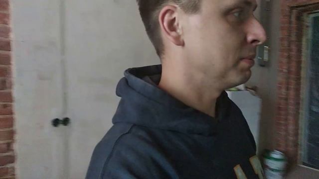 Обзор ремонтных работ в квартирах старого фонда со стяжкой. смотреть онлайн