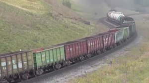 Тепловоз 2ТЭ10М- 2503 с грузовым поездом на перегоне Байрякино - Зай