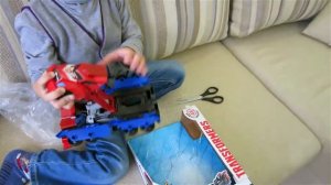 Трансформер Мега Оптимус Прайм с креплениями для миниконов. Игрушка от Hasbro