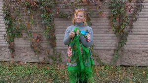 Времена года Златы Ольшевской #павловопосадская#шаль#платок#ольшевская#времена#года#примерки